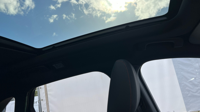 Ford Kuga 2.5 FHEV ST-Line X Black Package 5dr CVT Hybrid Estate - Image 33
